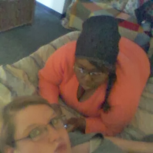 Meet your Posher, Amanda - Picture 1 of 1